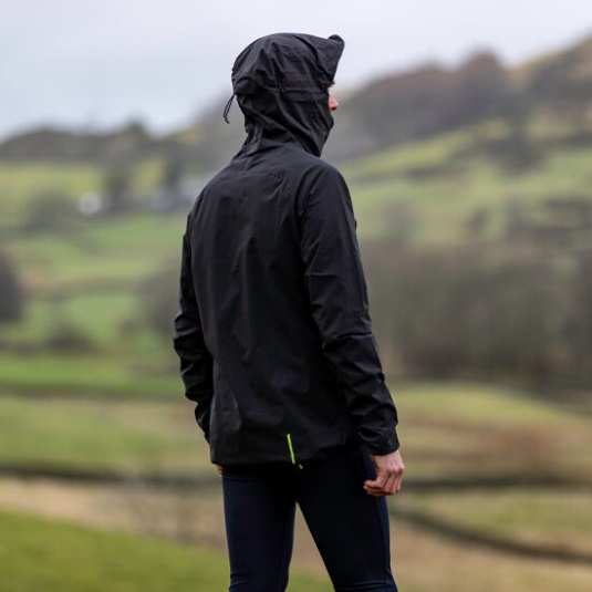 Schwarze Inov-8 Stormshell Wasserdichte Jacke Für Herren